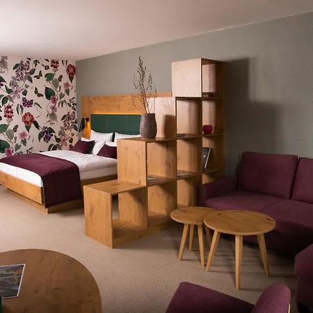 Elfbuchen Hotel