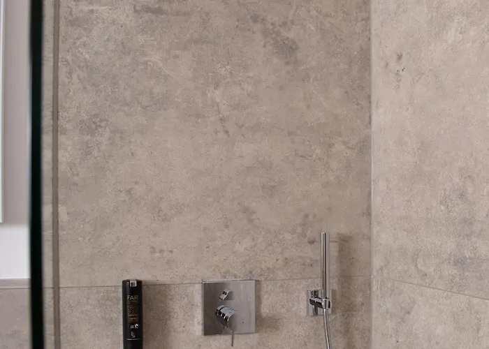 爱凤晨酒店 卡塞尔